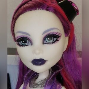 Monster High Booriginal Spectra Vondergeist - small flaw